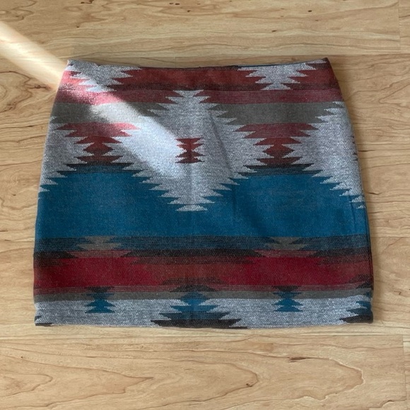 American Eagle Outfitters Tribal Micro Mini Skirt Woman’s Size 4 - Picture 2 of 9